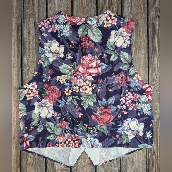 Orvis Vintage Floral Vest In Large Purple Pink Green Buckle In Back - Picture 2 of 9